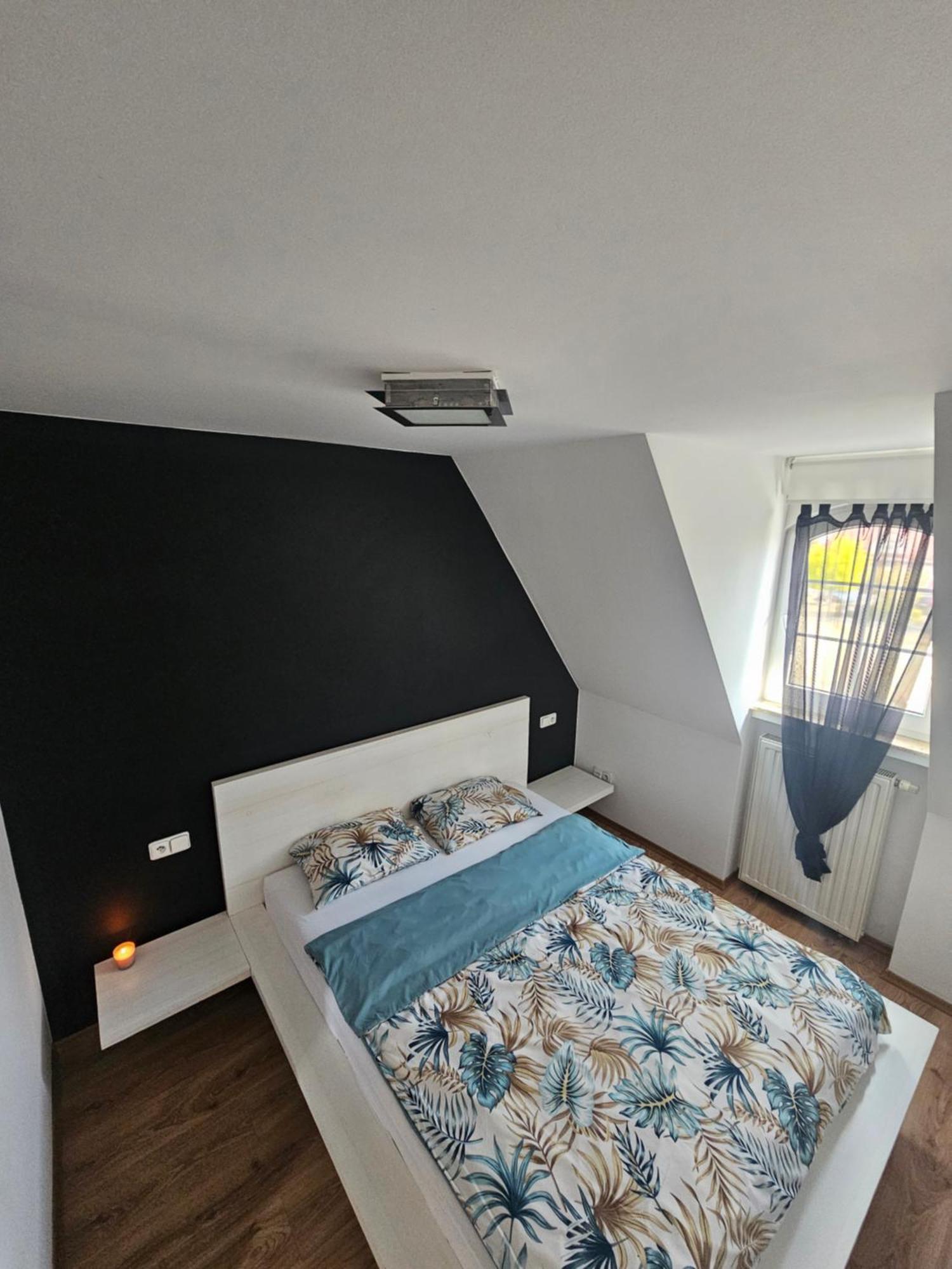 Apartament Na Rynku Ślesin Zewnętrze zdjęcie