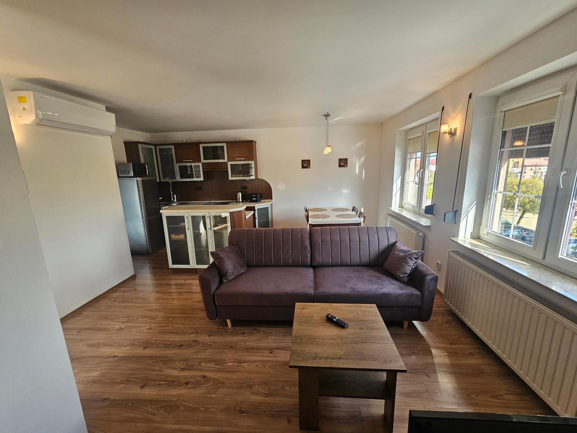 Apartament Na Rynku Ślesin Zewnętrze zdjęcie